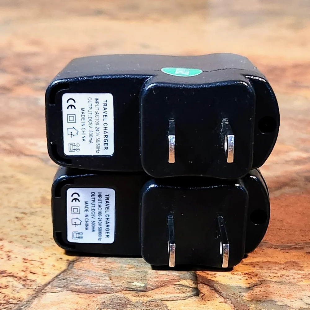2 - Lot Block Travel Chargers • USB-Adapters • Red Dot Lights-up When Charging •